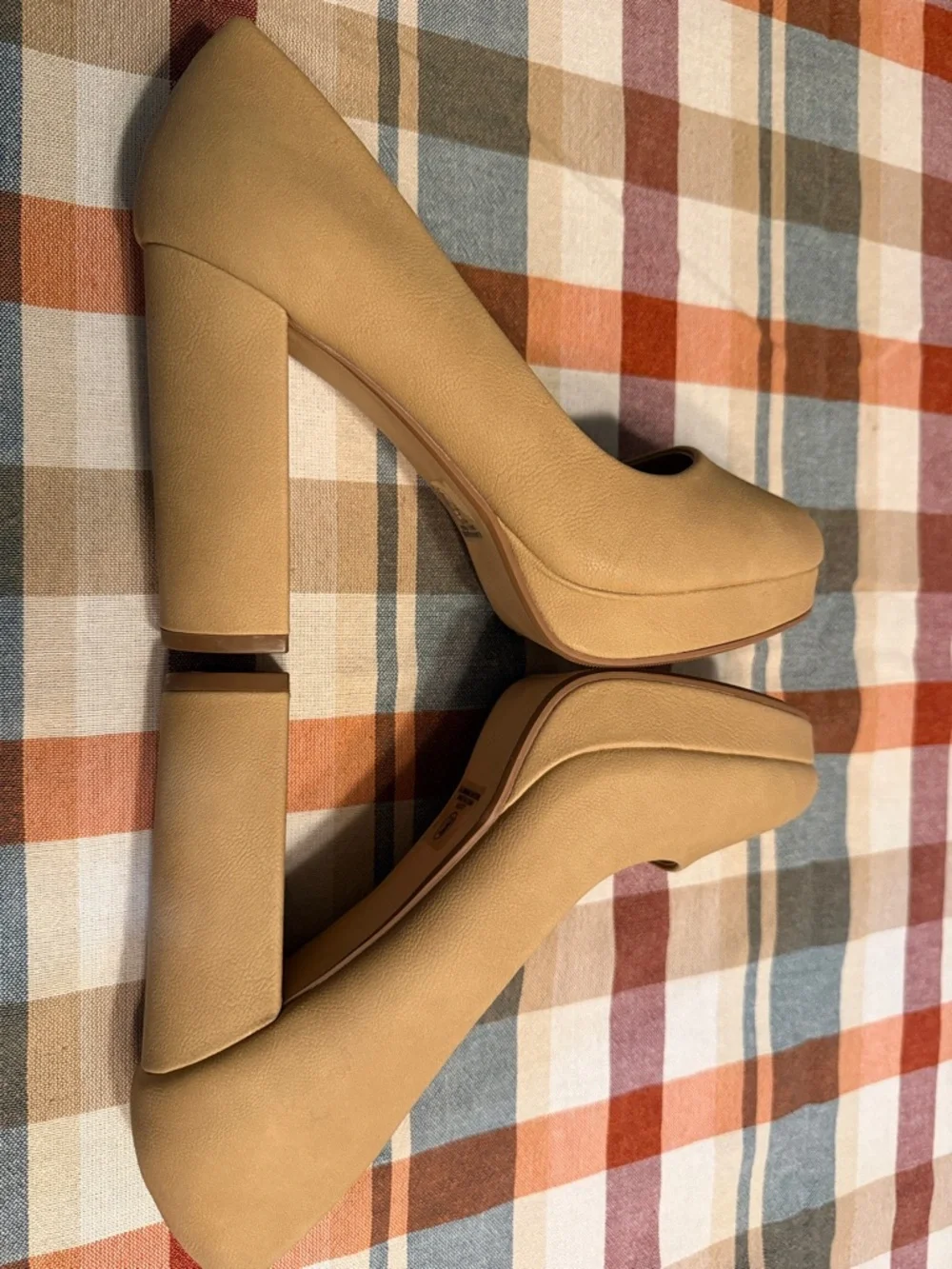 Women's Platform Block Heel Pumps in Taupe